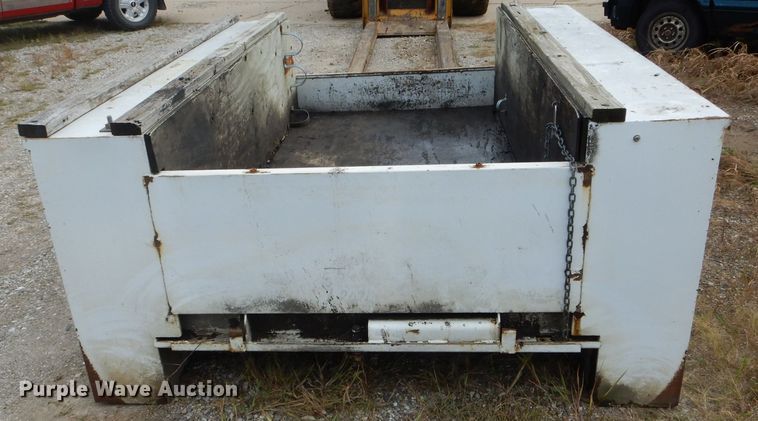 image for item DH6146 RKI L5680 utility bed