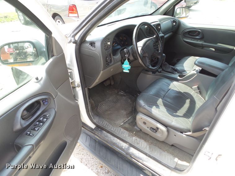 image for item EM9837 2003 Chevrolet TrailBlazer EXT SUV