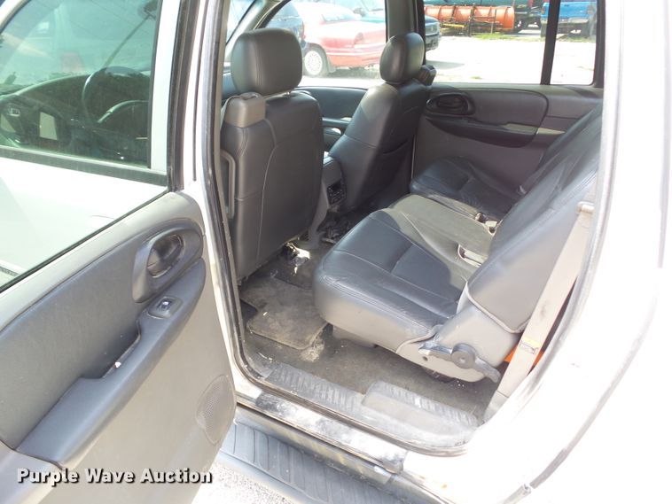 image for item EM9837 2003 Chevrolet TrailBlazer EXT SUV