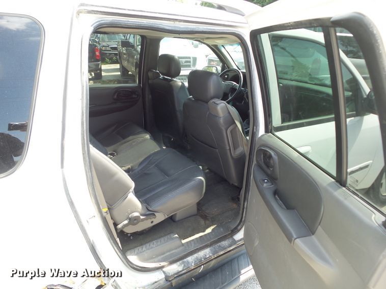 image for item EM9837 2003 Chevrolet TrailBlazer EXT SUV