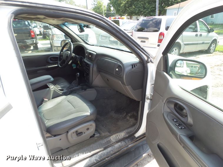 image for item EM9837 2003 Chevrolet TrailBlazer EXT SUV