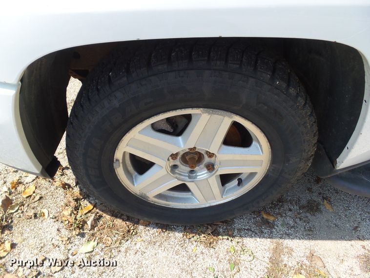 image for item EM9837 2003 Chevrolet TrailBlazer EXT SUV