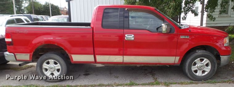 image for item EM9845 2004 Ford F150 SuperCab pickup truck