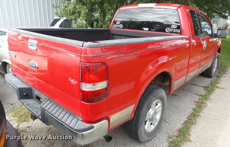 image for item EM9845 2004 Ford F150 SuperCab pickup truck