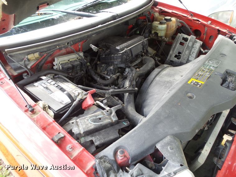 image for item EM9845 2004 Ford F150 SuperCab pickup truck