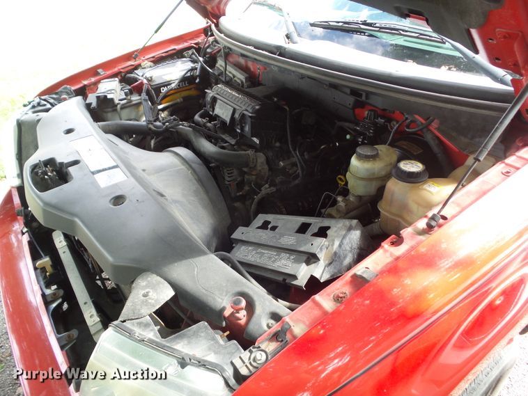 image for item EM9845 2004 Ford F150 SuperCab pickup truck