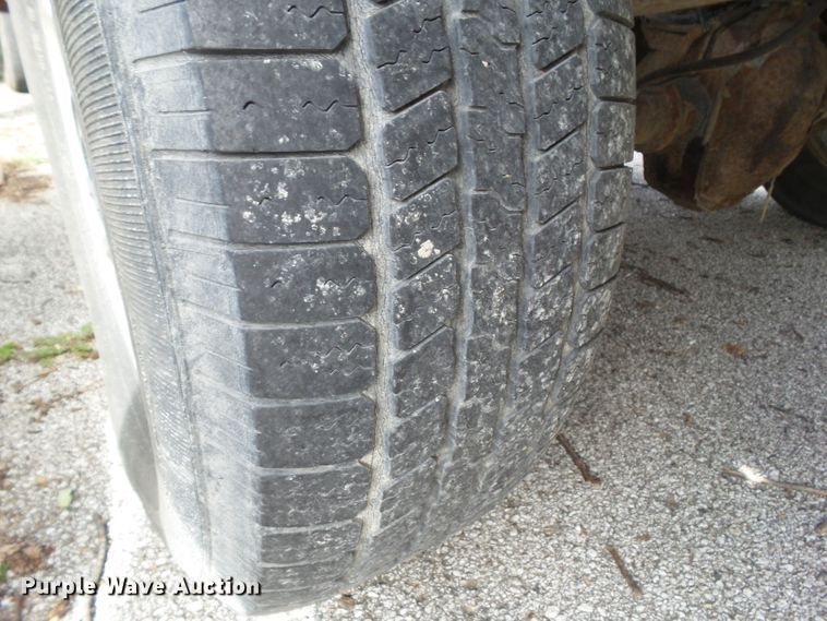 image for item EM9845 2004 Ford F150 SuperCab pickup truck