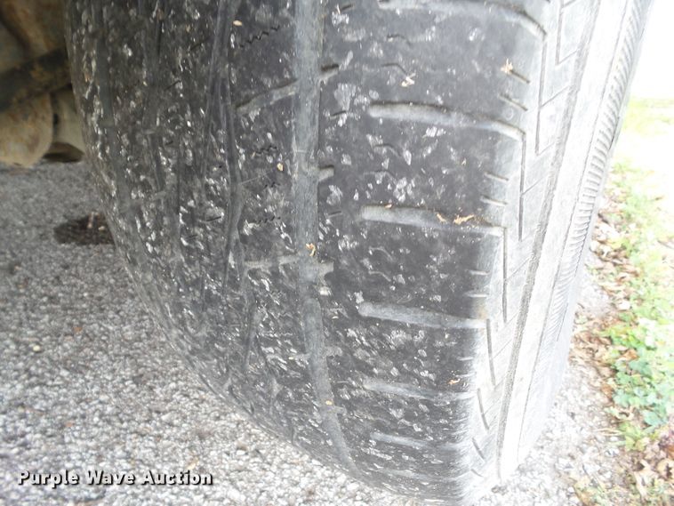 image for item EM9845 2004 Ford F150 SuperCab pickup truck