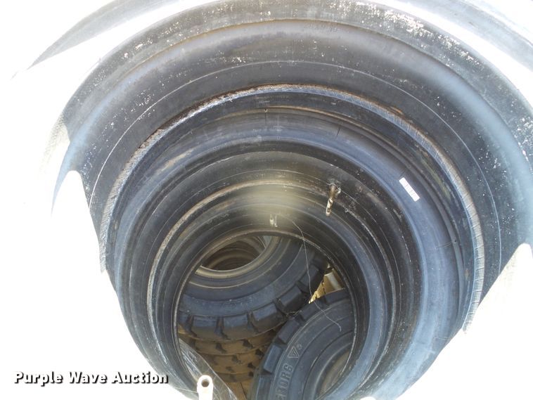 image for item EQ9192 Approximately 55 tires