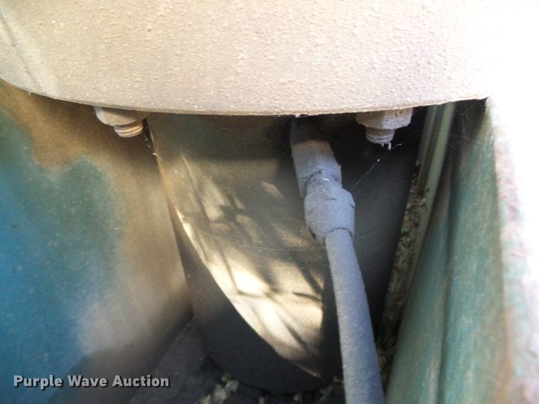 image for item EQ9193 Dake 33-208 tire changer