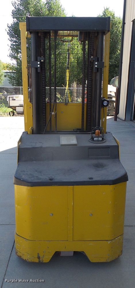 image for item EQ9194 Yale OSO30ECN24TE089 forklift