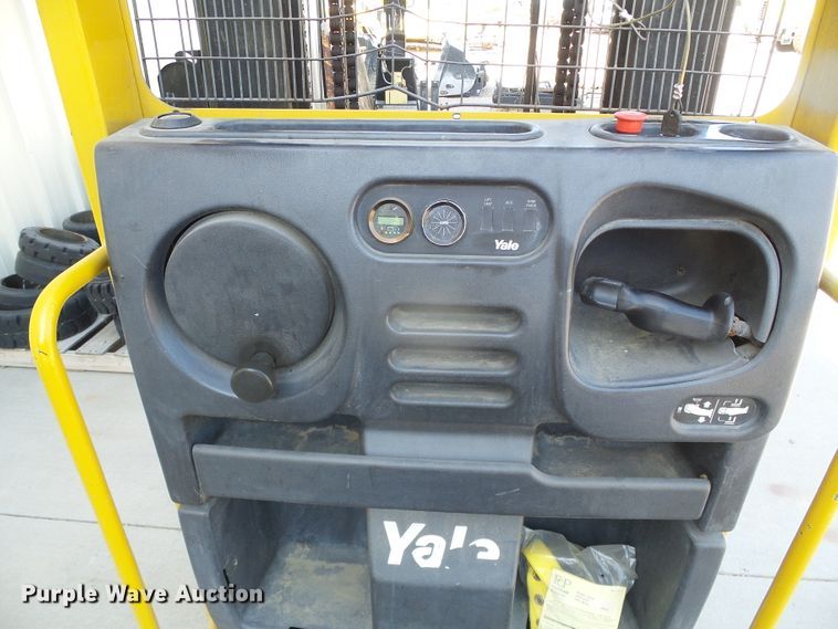 image for item EQ9194 Yale OSO30ECN24TE089 forklift