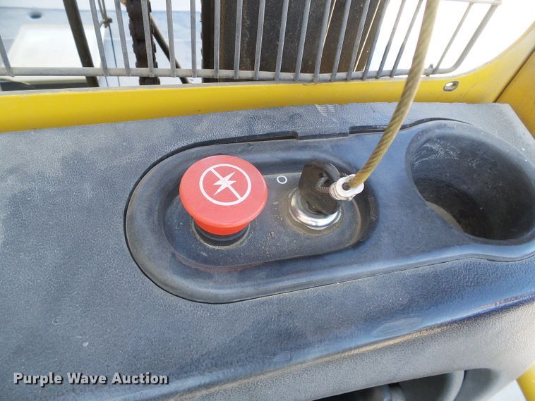 image for item EQ9194 Yale OSO30ECN24TE089 forklift