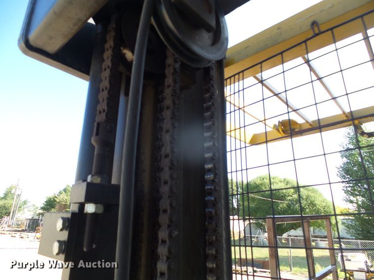 image for item EQ9194 Yale OSO30ECN24TE089 forklift