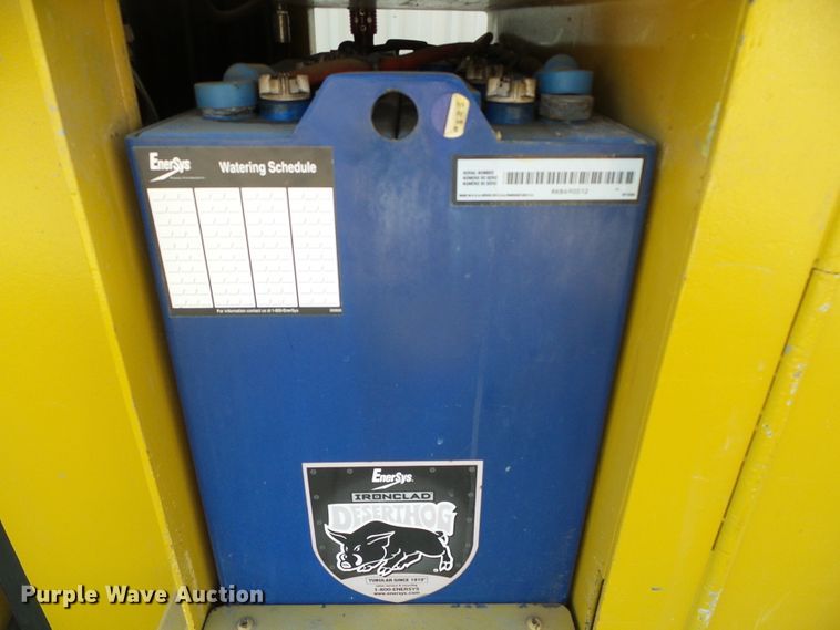 image for item EQ9194 Yale OSO30ECN24TE089 forklift