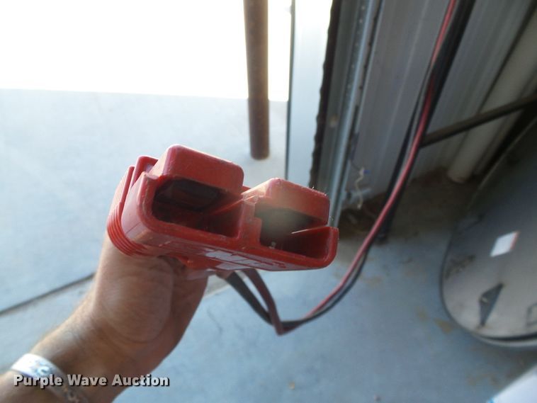 image for item EQ9194 Yale OSO30ECN24TE089 forklift