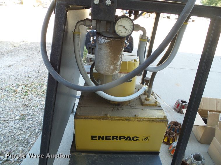 image for item EQ9195 Parker 83C-S40 hydraulic hose press