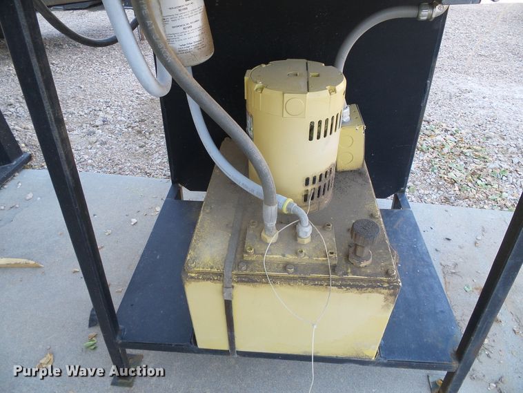 image for item EQ9195 Parker 83C-S40 hydraulic hose press