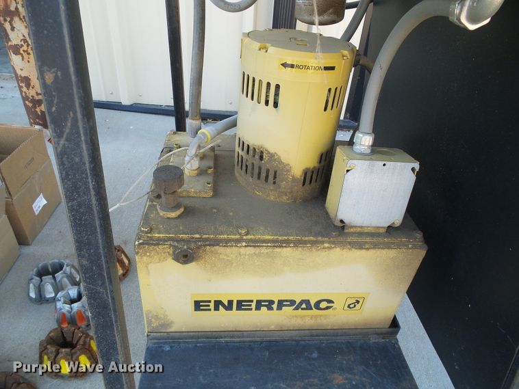 image for item EQ9195 Parker 83C-S40 hydraulic hose press