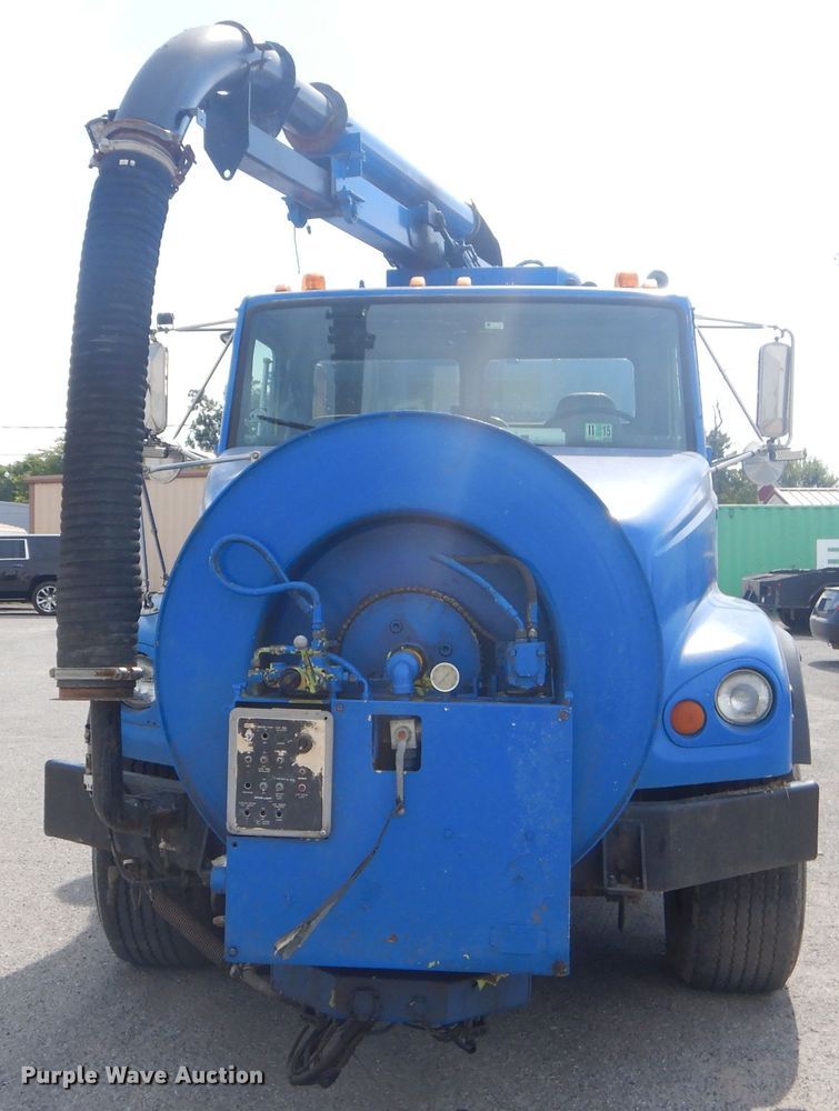 image for item FC9929 1999 Freightliner FL112 vacuum truck