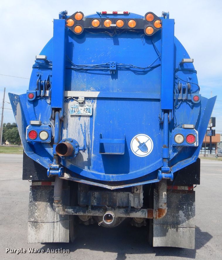 image for item FC9929 1999 Freightliner FL112 vacuum truck