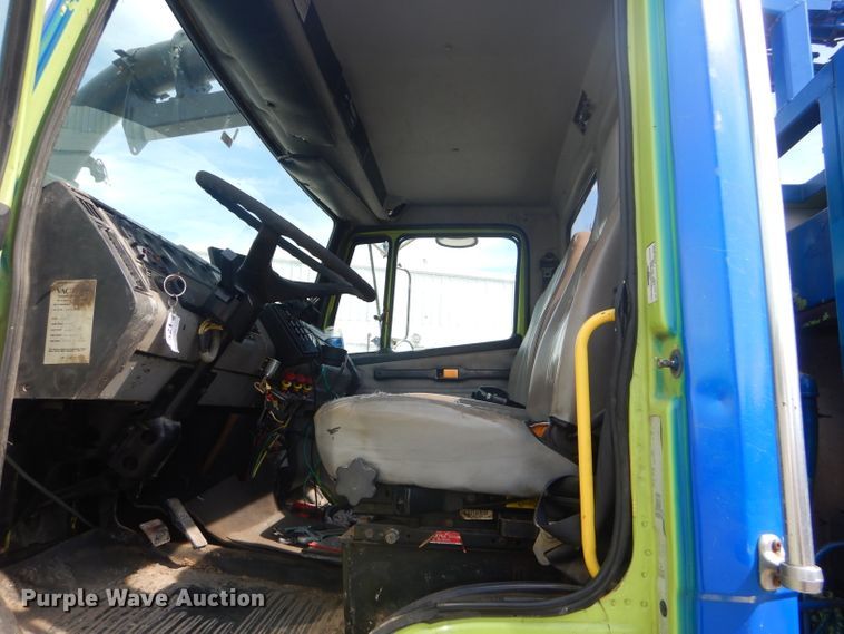 image for item FC9929 1999 Freightliner FL112 vacuum truck