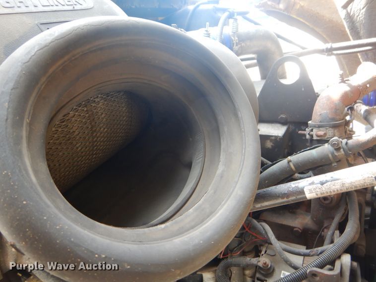 image for item FC9929 1999 Freightliner FL112 vacuum truck