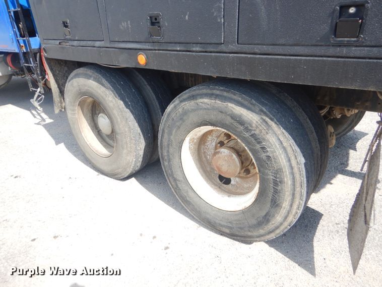 image for item FC9929 1999 Freightliner FL112 vacuum truck