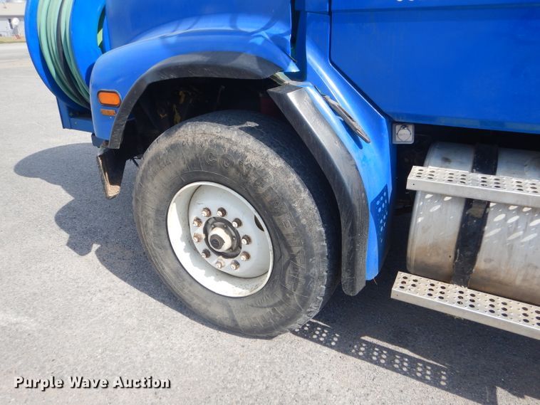 image for item FC9929 1999 Freightliner FL112 vacuum truck