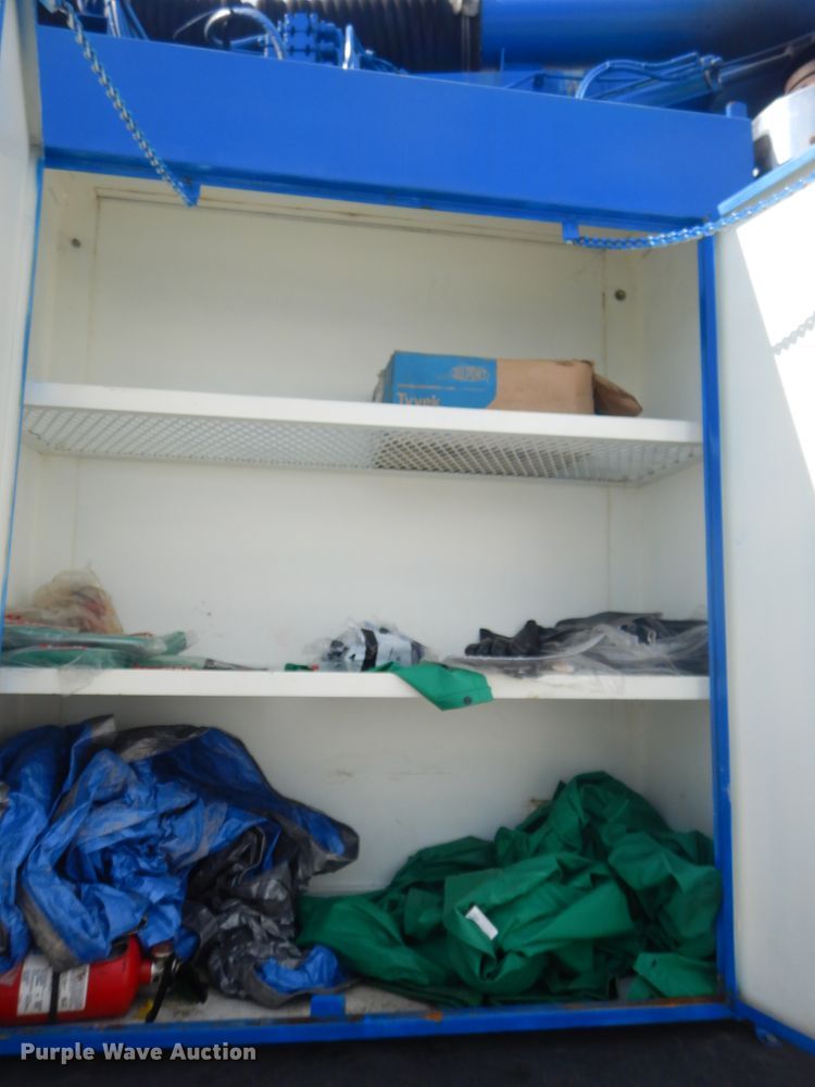 image for item FC9929 1999 Freightliner FL112 vacuum truck