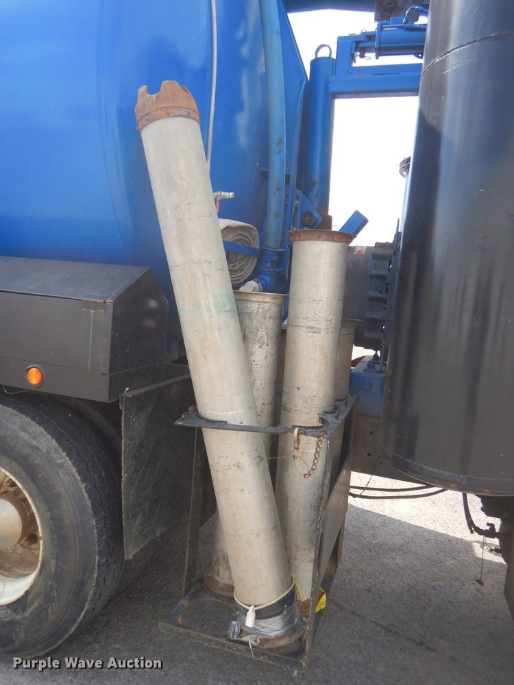 image for item FC9929 1999 Freightliner FL112 vacuum truck