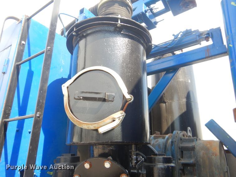 image for item FC9929 1999 Freightliner FL112 vacuum truck