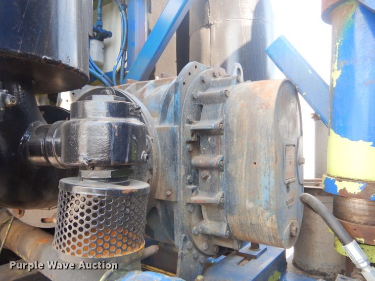 image for item FC9929 1999 Freightliner FL112 vacuum truck