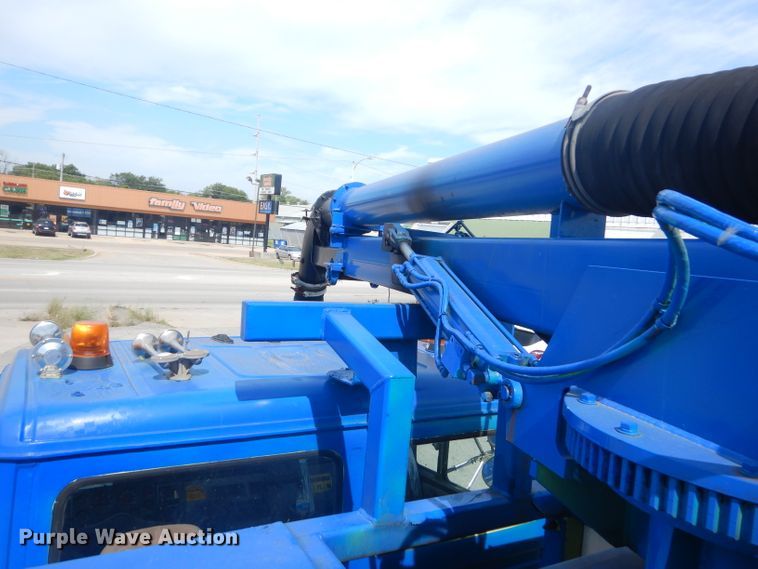 image for item FC9929 1999 Freightliner FL112 vacuum truck