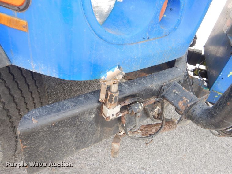 image for item FC9929 1999 Freightliner FL112 vacuum truck