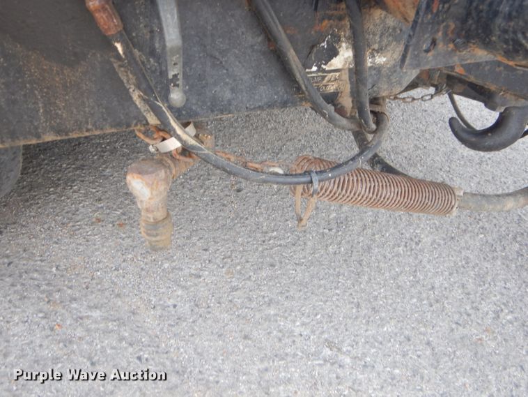 image for item FC9929 1999 Freightliner FL112 vacuum truck