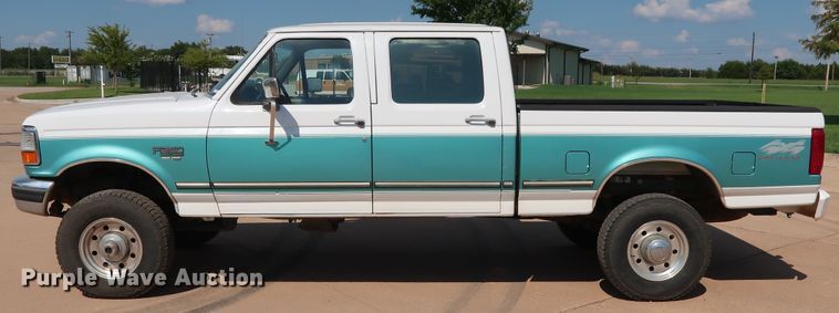 image for item FE9749 1997 Ford F250 HD Crew Cab pickup truck