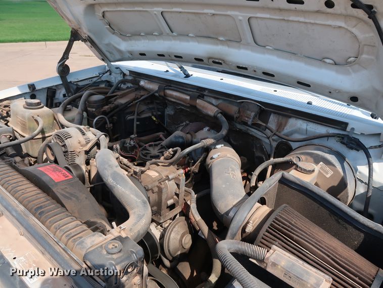 image for item FE9749 1997 Ford F250 HD Crew Cab pickup truck