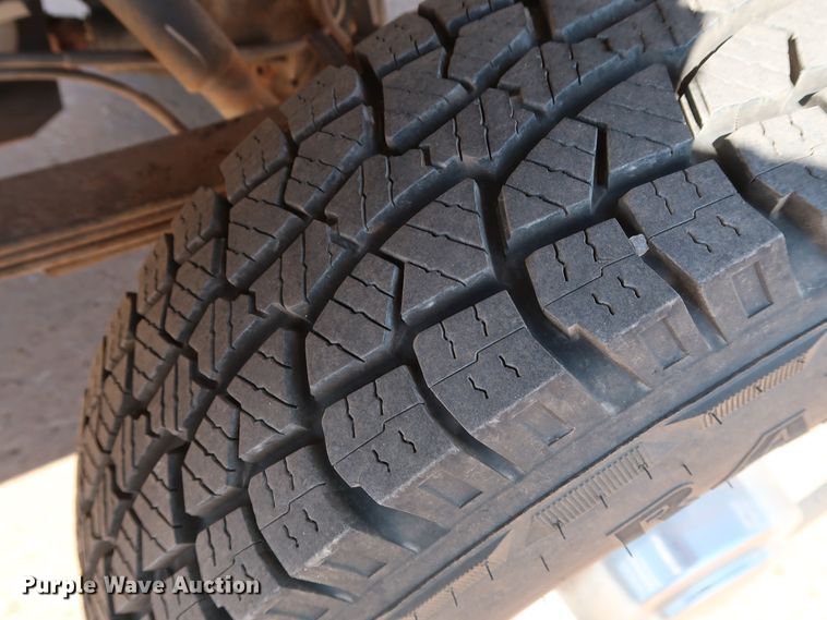 image for item FE9749 1997 Ford F250 HD Crew Cab pickup truck