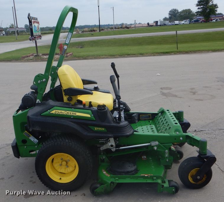 image for item FI9642 John Deere Z930R ZTR lawn mower