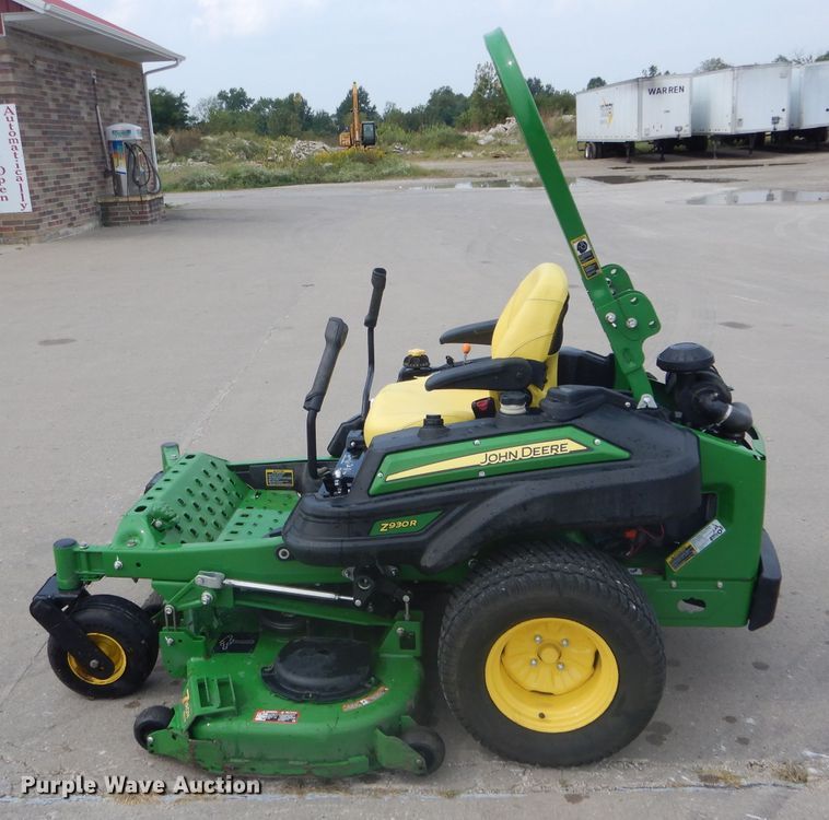 image for item FI9642 John Deere Z930R ZTR lawn mower