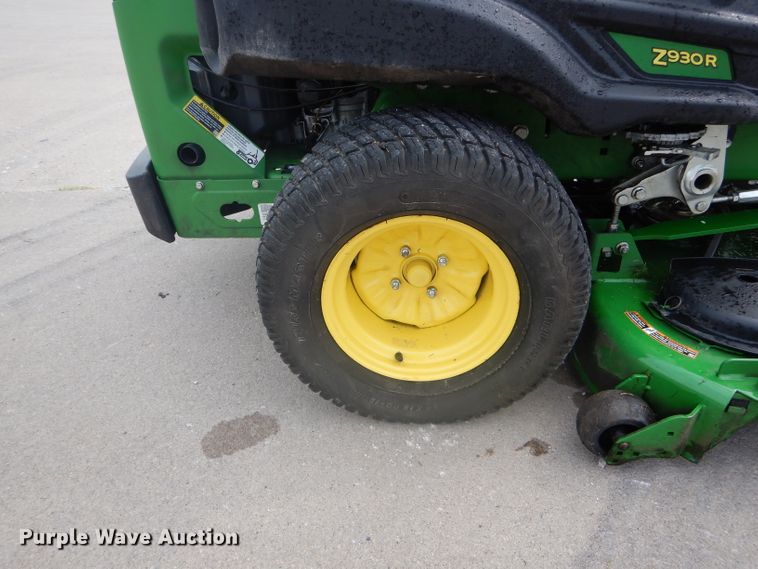 image for item FI9642 John Deere Z930R ZTR lawn mower