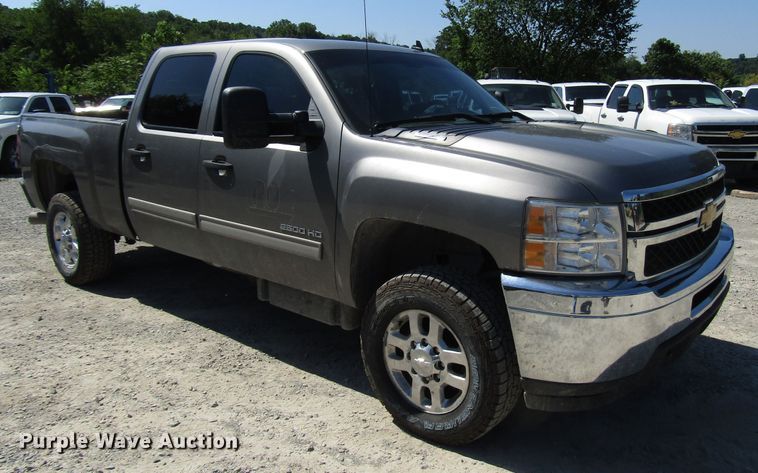 image for item FJ9700 2012 Chevrolet Silverado 2500HD Crew Cab pickup truck