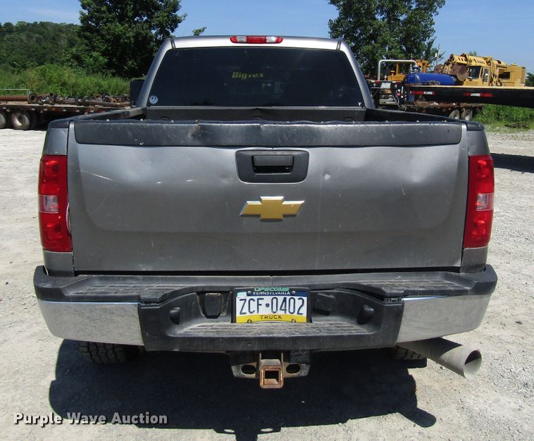 image for item FJ9700 2012 Chevrolet Silverado 2500HD Crew Cab pickup truck