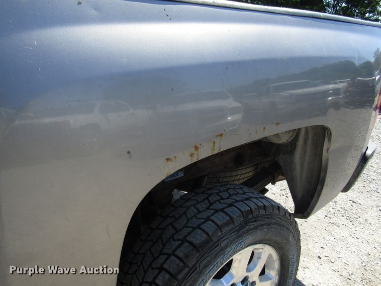 image for item FJ9700 2012 Chevrolet Silverado 2500HD Crew Cab pickup truck