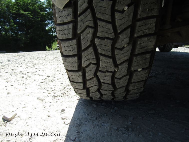 image for item FJ9700 2012 Chevrolet Silverado 2500HD Crew Cab pickup truck