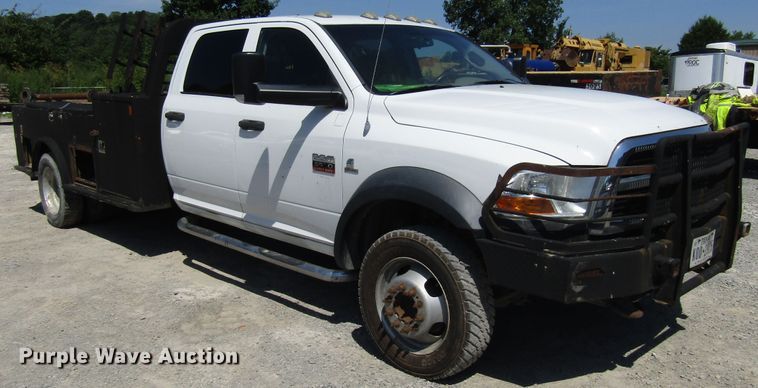 image for item FJ9706 2011 Dodge Ram 5500 Crew Cab flatbed truck