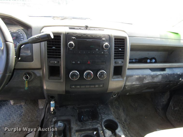 image for item FJ9706 2011 Dodge Ram 5500 Crew Cab flatbed truck