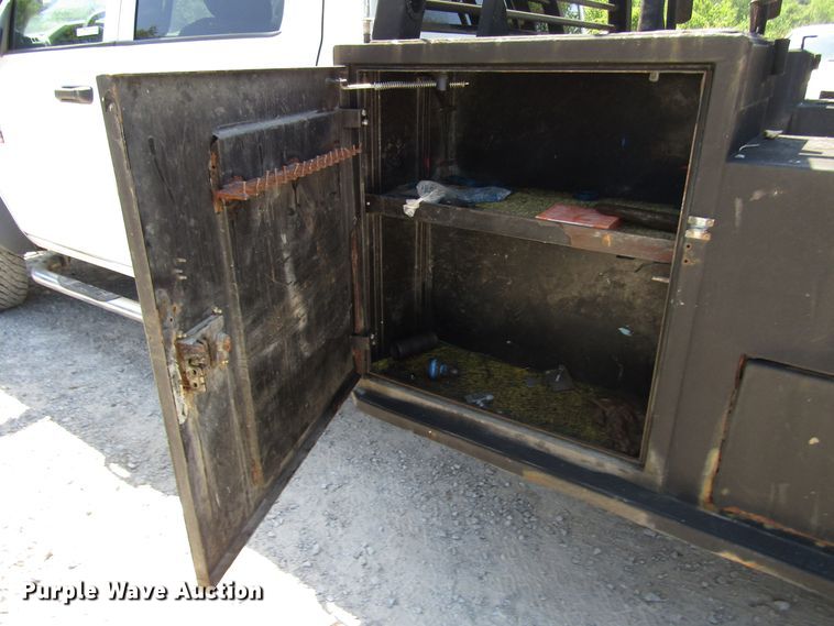 image for item FJ9706 2011 Dodge Ram 5500 Crew Cab flatbed truck