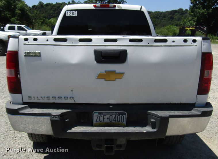 image for item FJ9710 2012 Chevrolet Silverado 2500HD Crew Cab pickup truck